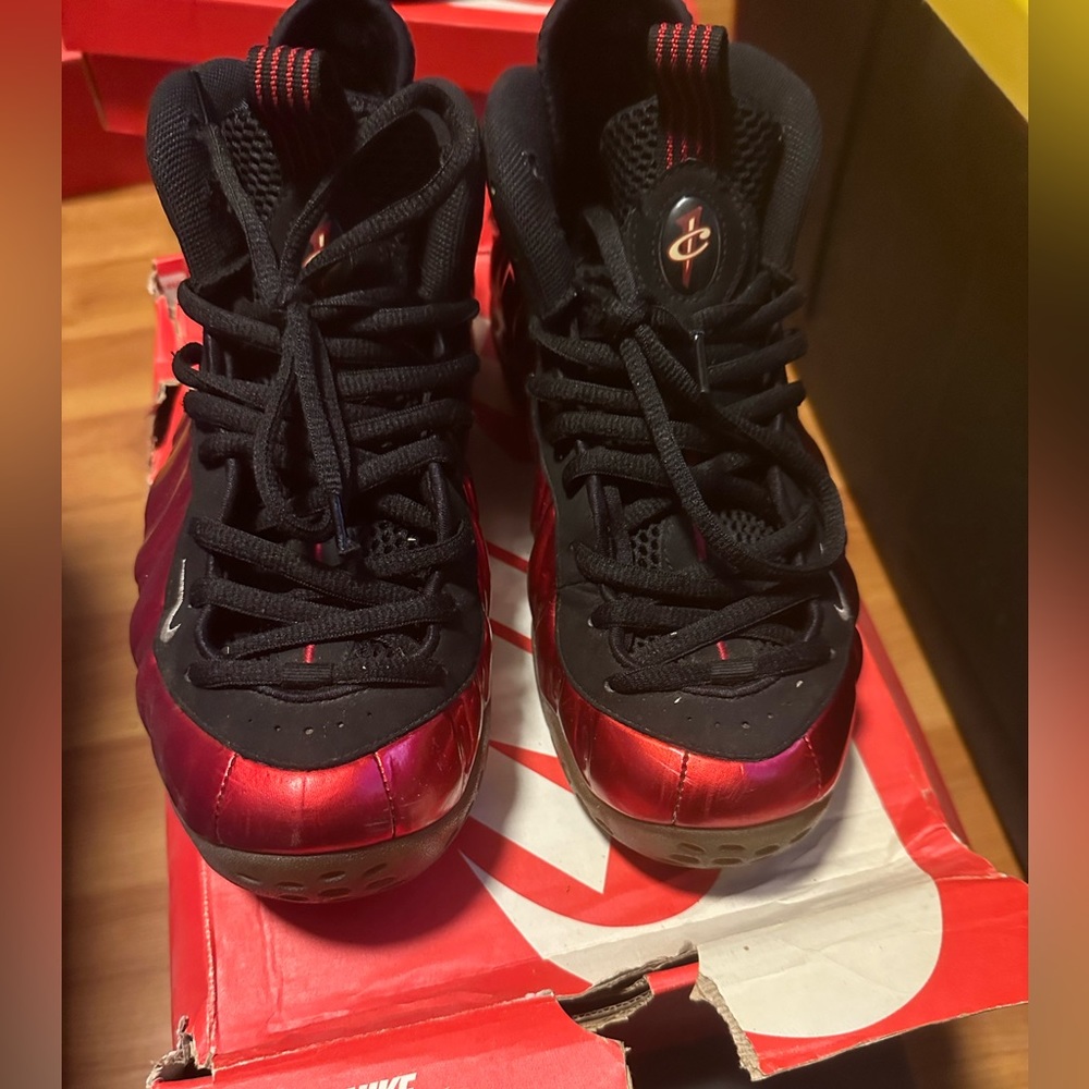 Foamposite One ‘Metallic Red’
